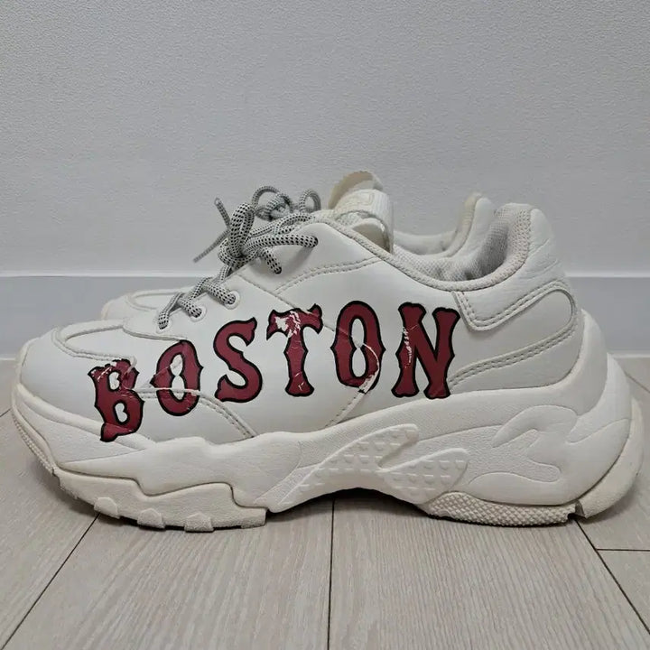 [BUNJANG] MLB Boston Chunky Sneakers / MLB 화이트 어글리 스니커즈 운동화 MLB Boston 청키 운동화 2