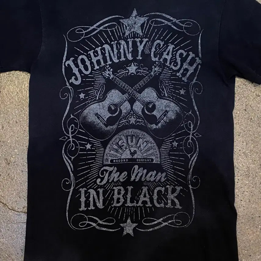 [BUNJANG] Vintage Johnny Cash Printed T-shirt / 미국 빈티지 락 조니캐쉬 프린팅 티 락티셔츠 반팔티