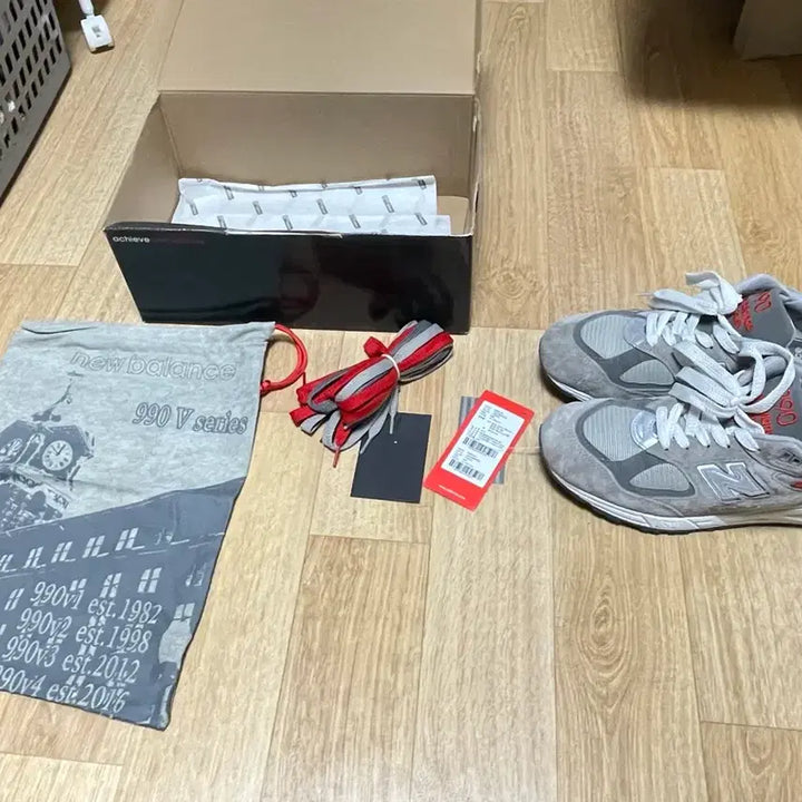 [BUNJANG] New Balance 990vs2 Gray Sneakers / [265] 뉴발란스 990vs2 그레이