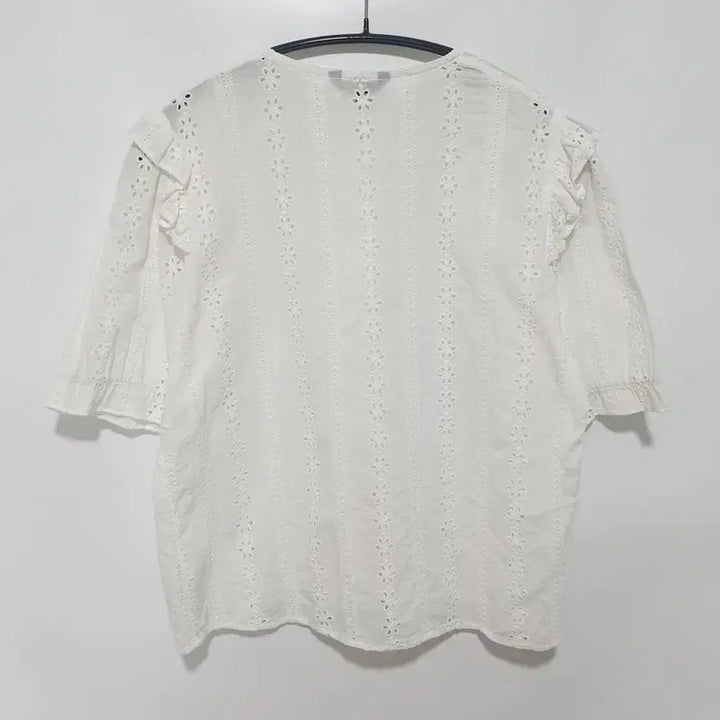 [BUNJANG] LAP Punching Blouse S / LAP 펀칭 블라우스 S_S0239