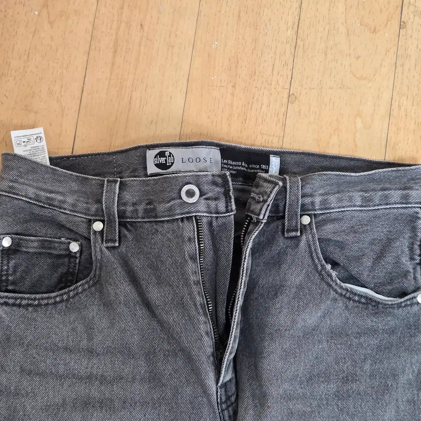 [SOLD OUT] 리바이스 실버탭 SILVERTAB 루즈 흑청 30
