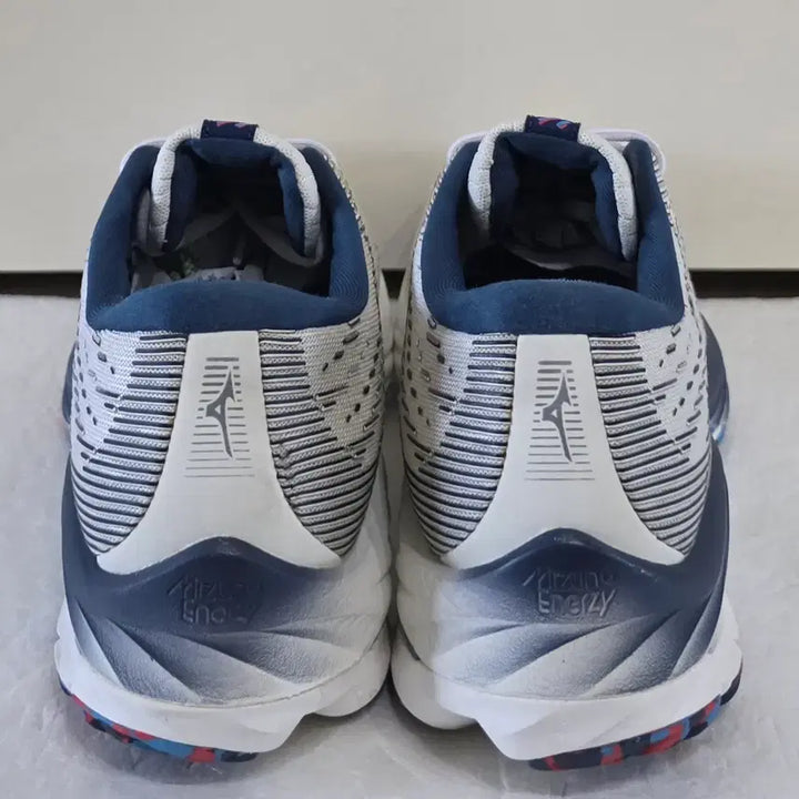 [BUNJANG] Mizuno Wave Rider 26 Carbon Plate Running Shoes / [255] 미즈노w 웨이브라이더26 화이트네이비 카본플레이트ㅡ단종매물