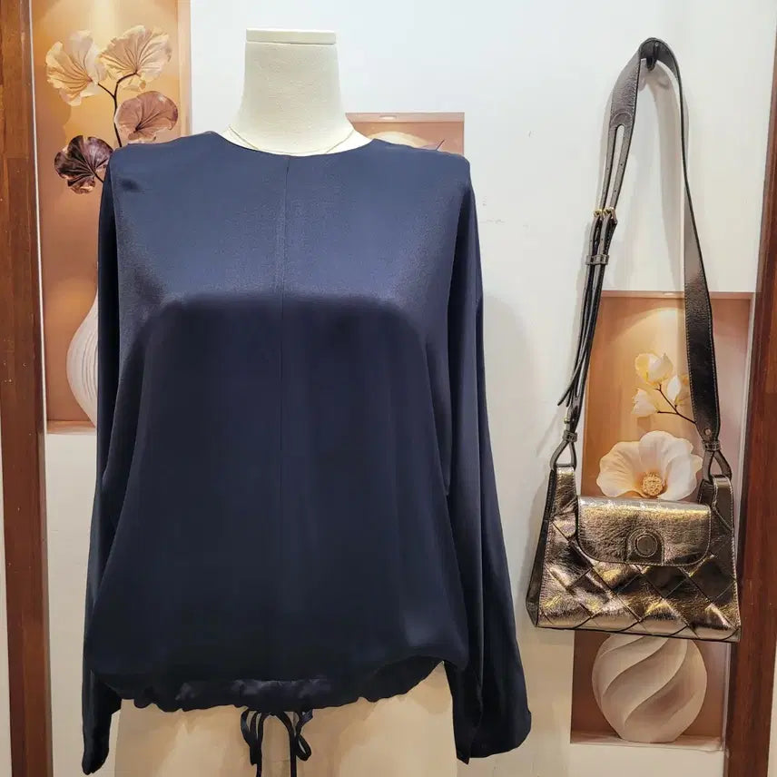 [BUNJANG] ZARA Silky Navy Blouse / 자라 ZARA 실키 네이비 블라우스