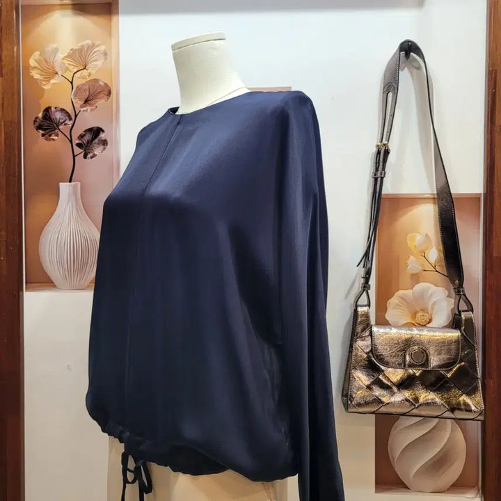 [BUNJANG] ZARA Silky Navy Blouse / 자라 ZARA 실키 네이비 블라우스