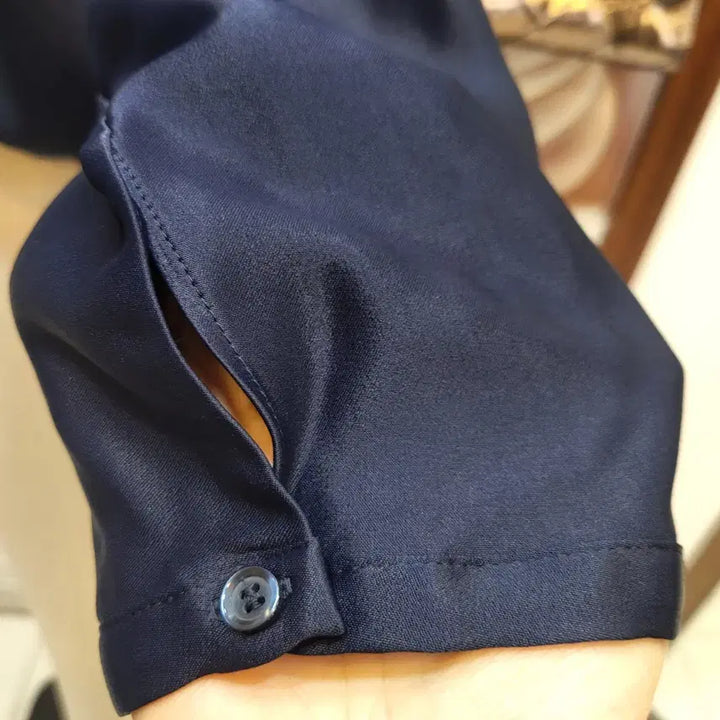 [BUNJANG] ZARA Silky Navy Blouse / 자라 ZARA 실키 네이비 블라우스