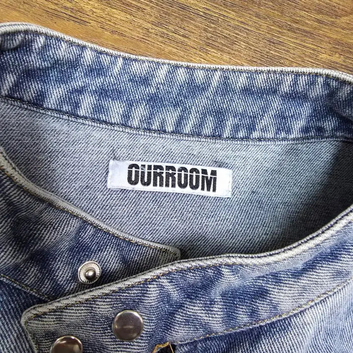 [BUNJANG] OURROOM Denim Jacket / OURROOM 라이더 데님 자켓