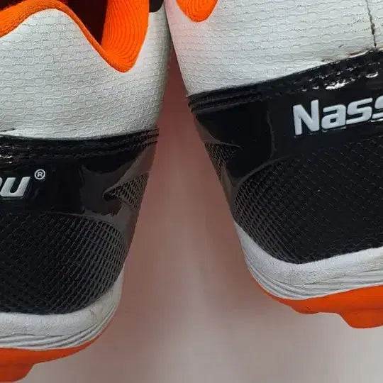 [BUNJANG] Nassau Dribble Master Futsal Shoes (White/Orange) 265mm / 낫소 드리블 마스터 풋살화 (화이트/오렌지) 265mm