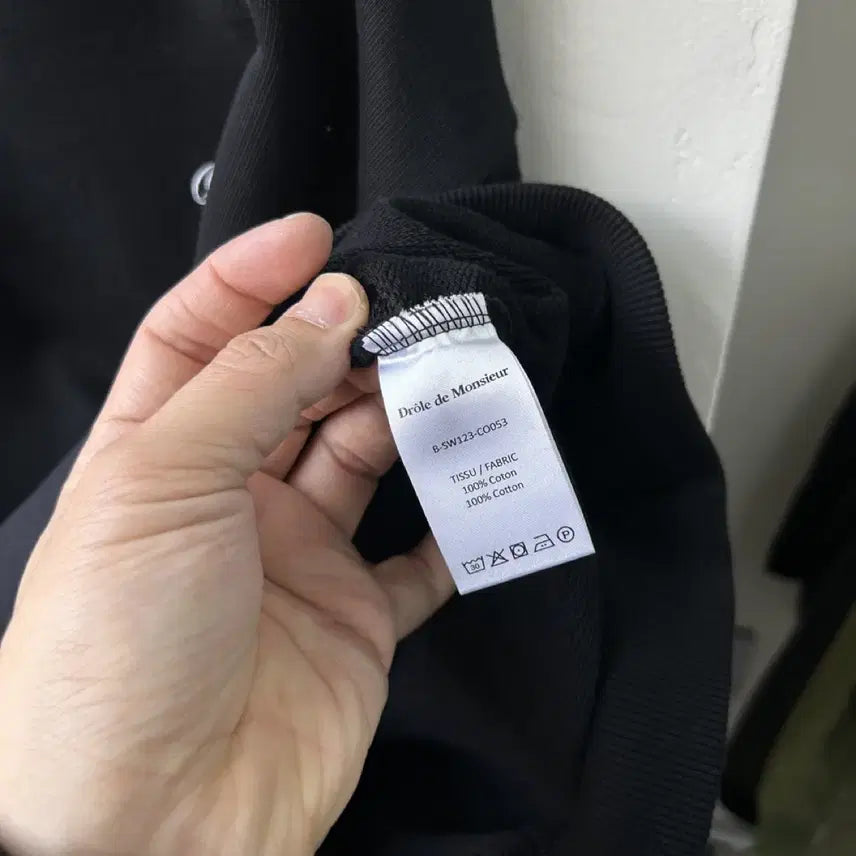 [BUNJANG] Drole de Monsieur Funny Mr. Logo Embroidered Sweatshirt / 16427 - 드롤드무슈 퍼니 미스터 로고 자수 맨투맨