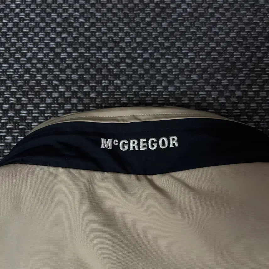 [BUNJANG] McGregor Beige Multi-Pocket Windbreaker Jacket 3L / 맥그리거 베이지 멀티포켓 바람막이 자켓 3L