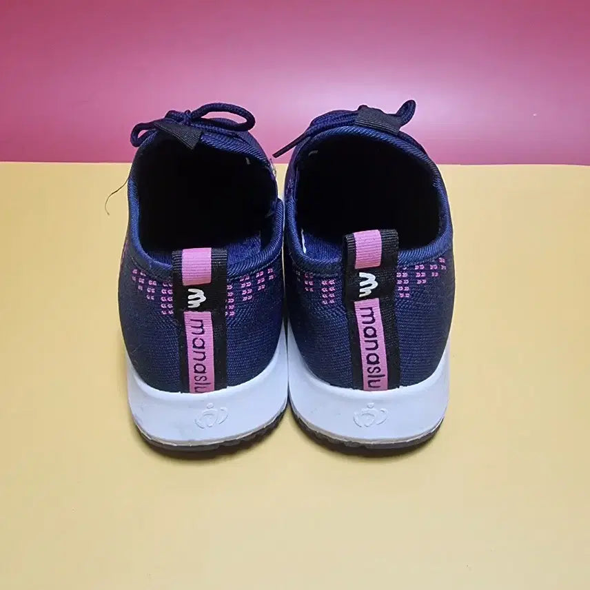 [BUNJANG] Navy/Pink 240 Mesh Sneakers / 네이비/핑크색 240 운동화 메쉬 스니커즈