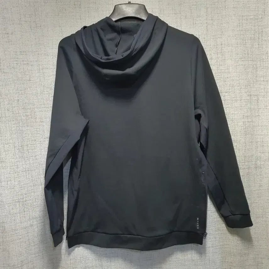 [BUNJANG] Under Armour Rush Black Hoodie Zip-up XL / 언더아머 러쉬 블랙 후드집업 XL