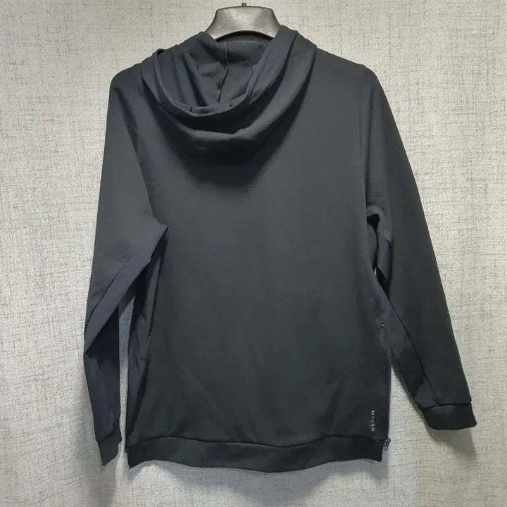 [BUNJANG] Under Armour Rush Black Hoodie Zip-up XL / 언더아머 러쉬 블랙 후드집업 XL