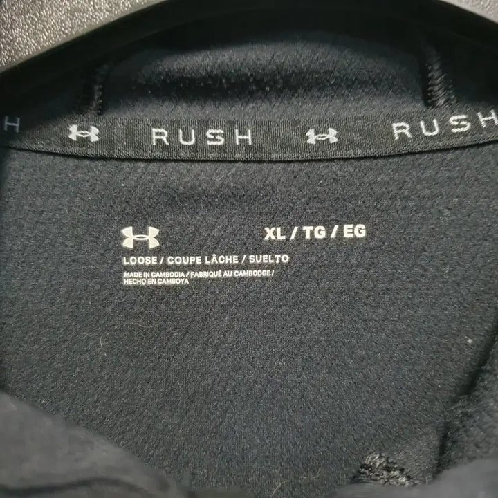 [BUNJANG] Under Armour Rush Black Hoodie Zip-up XL / 언더아머 러쉬 블랙 후드집업 XL