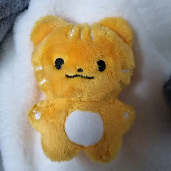 [BUNJANG] fromis_9 Lee Na Gyung 10cm Kkoyangi Doll / 프로미스나인 이나경 10cm 인형 꼬양이