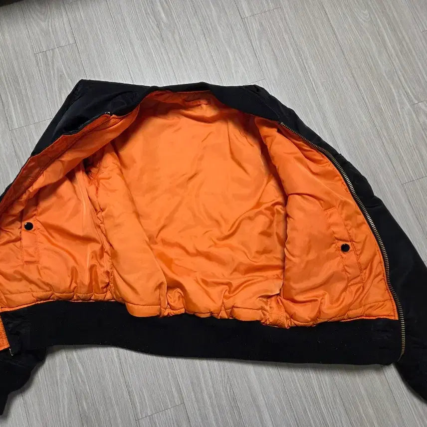 [BUNJANG] Alpha Industries MA-1 Black Bomber Jacket / 알파인더스트리 MA-1 블랙 S사이즈