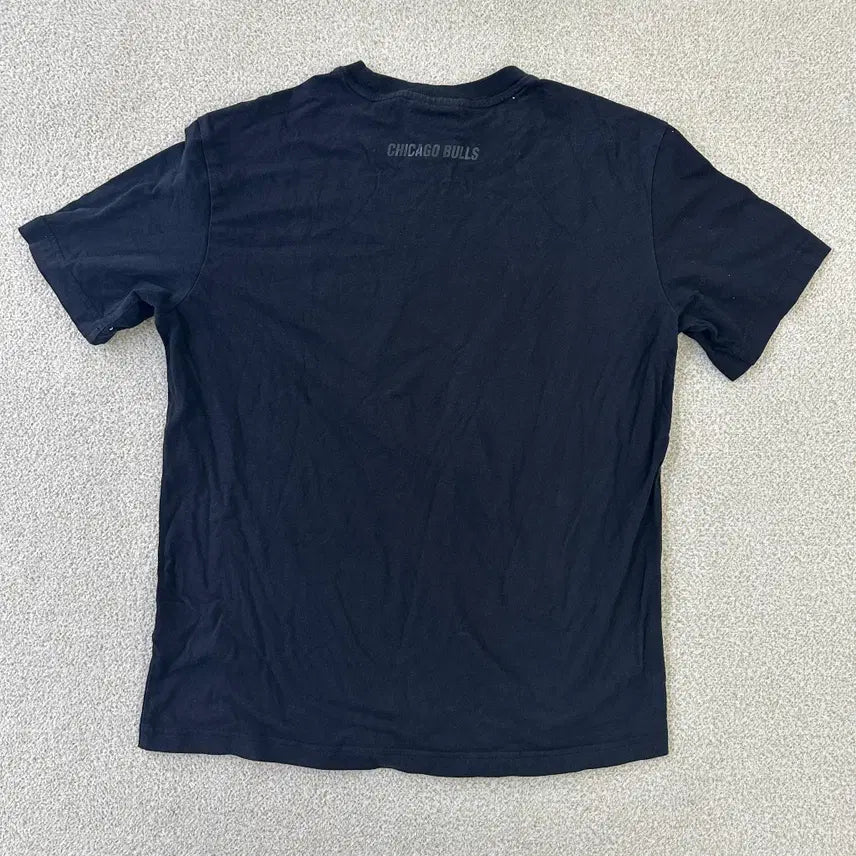 [BUNJANG] NBA Black Bulls Short Sleeve T-shirt / L NBA 블랙 불스 반팔티 0320D