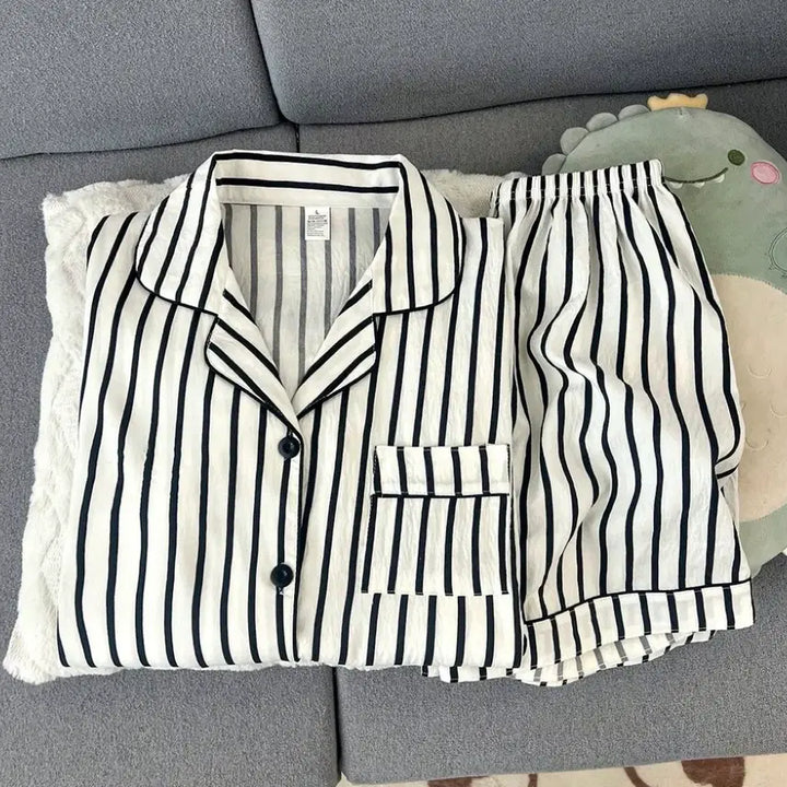 [BUNJANG] Striped Short-Sleeve Pajama Set / 스트라이프 반팔 잠옷 세트