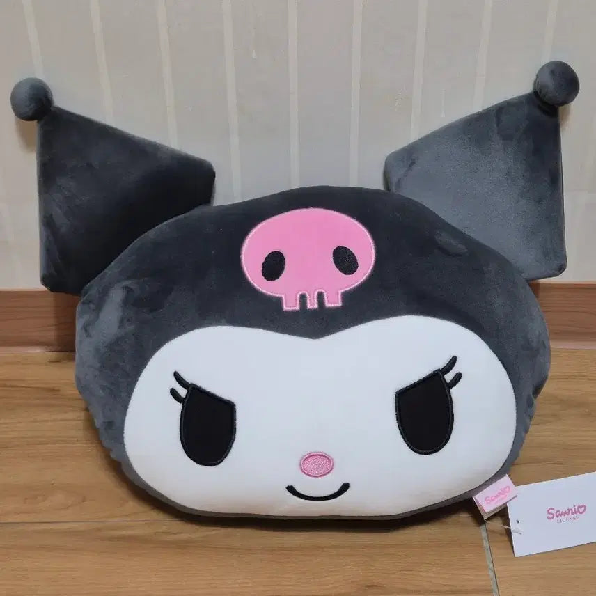 [BUNJANG] Kuromi Cushion / 쿠로미 쿠션