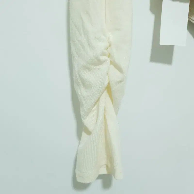 [BUNJANG] Unbranded Ruffled One-Shoulder Crop Top / 셔링 원숄더 핑거홀 배색 크롭 티 S_M0135