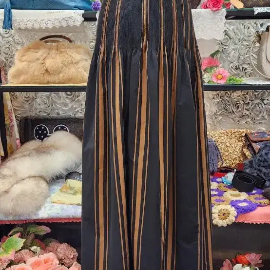 [BUNJANG] SIMPLICITE Reversible Maxi Long Skirt and Top Dress / SIMPLICITE 양면 맥시 롱스커트 겸 탑원피스(FREE)