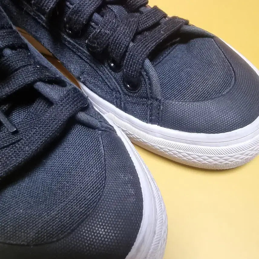 [BUNJANG] Adidas Nizza Black Sneakers / 아디다스 245 Nizza 니짜 블랙 스니커즈