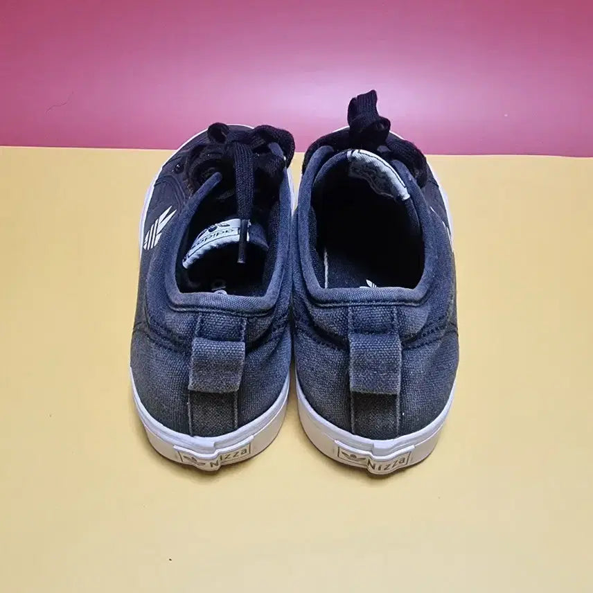 [BUNJANG] Adidas Nizza Black Sneakers / 아디다스 245 Nizza 니짜 블랙 스니커즈