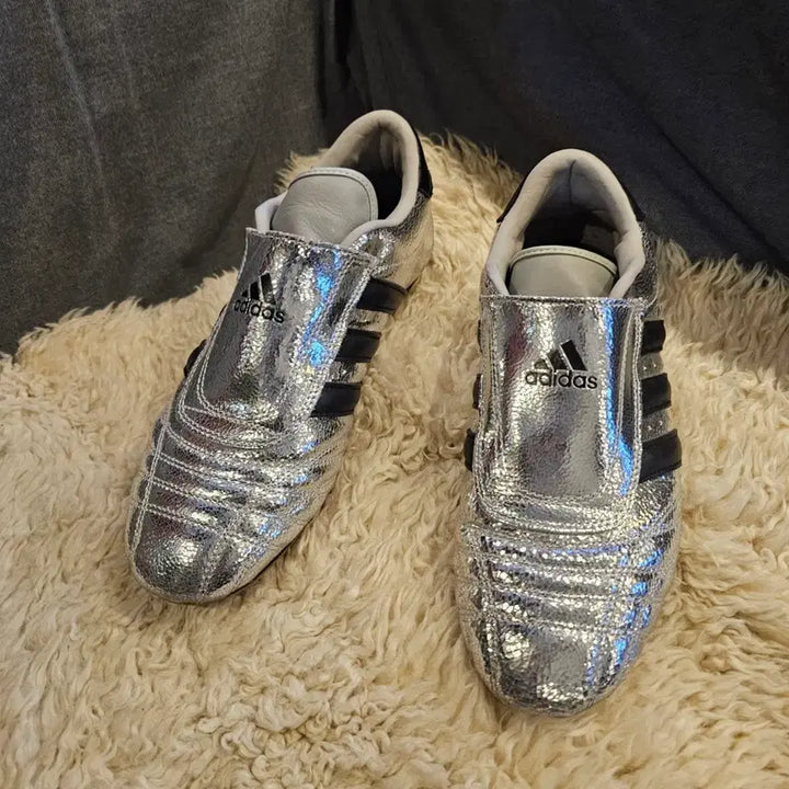 [BUNJANG] Adidas Taekwondo Metallic Silver Shoes / 265 아디다스 태권도 메탈릭 실버