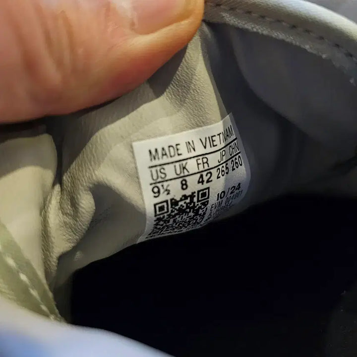 [BUNJANG] Adidas Taekwondo Metallic Silver Shoes / 265 아디다스 태권도 메탈릭 실버