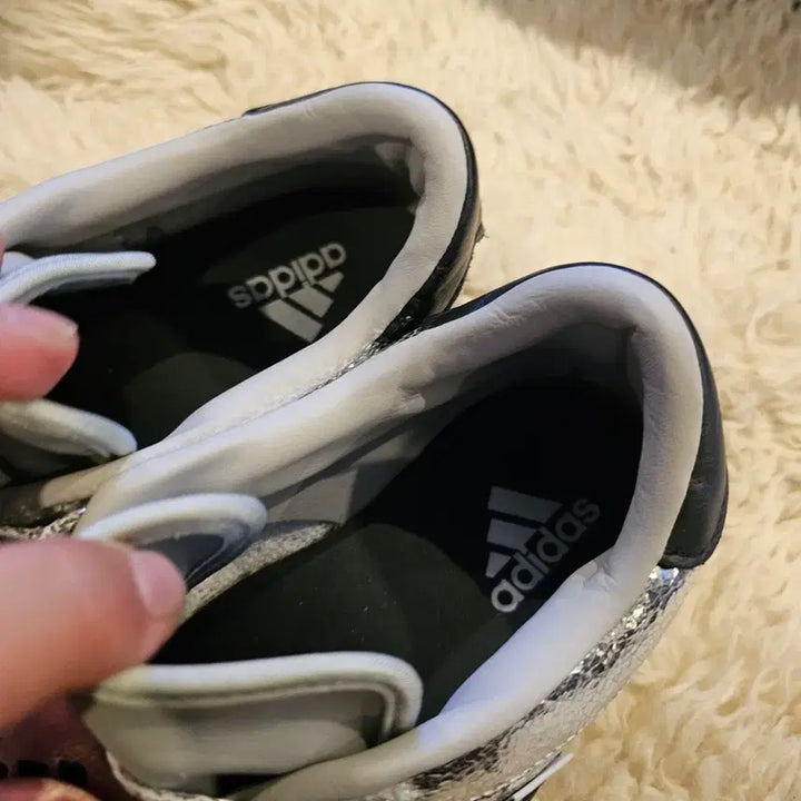 [BUNJANG] Adidas Taekwondo Metallic Silver Shoes / 265 아디다스 태권도 메탈릭 실버