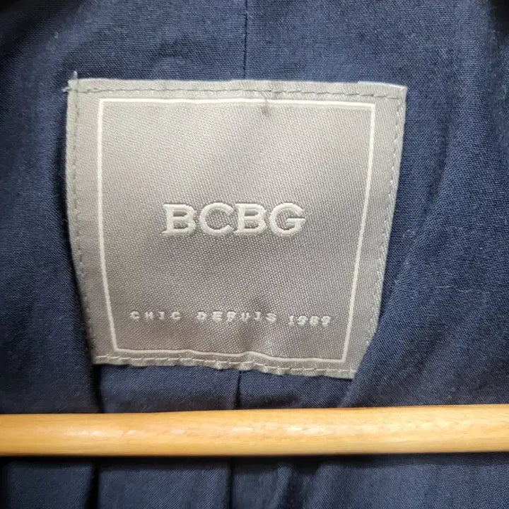 [SOLD OUT] BCBG 앙고라 혼방 네이비 루즈핏 하프 코트