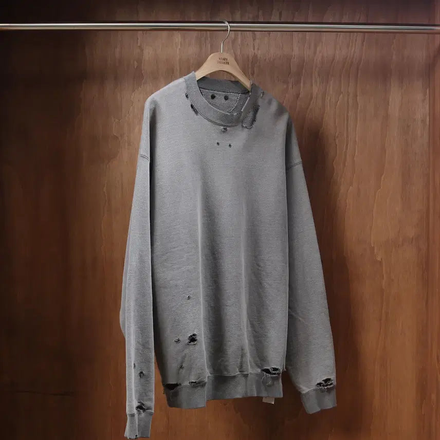 [BUNJANG] Issue Things Type56 Faded Distressed Sweatshirt / 이슈띵스 페이디드 스웻