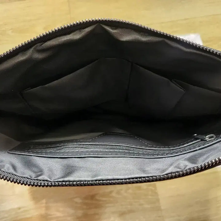 [BUNJANG] Mizuno Clutch Bag / 미즈노 클러치백 판매합니다.