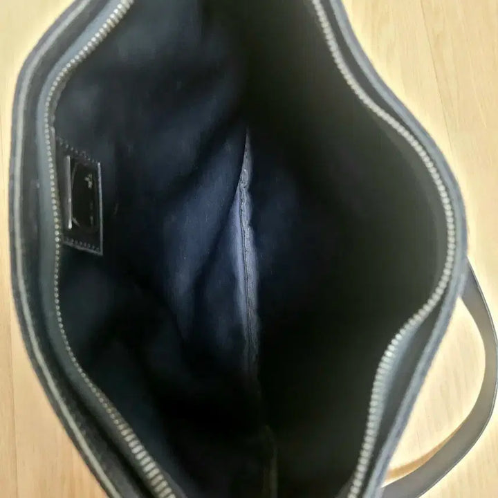 [SOLD OUT] (정품)펜디 쥬카 메신저백 크로스백