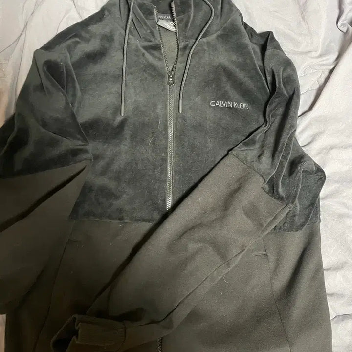 [BUNJANG] Calvin Klein Hoodie / 캘빈 후집 팔아요