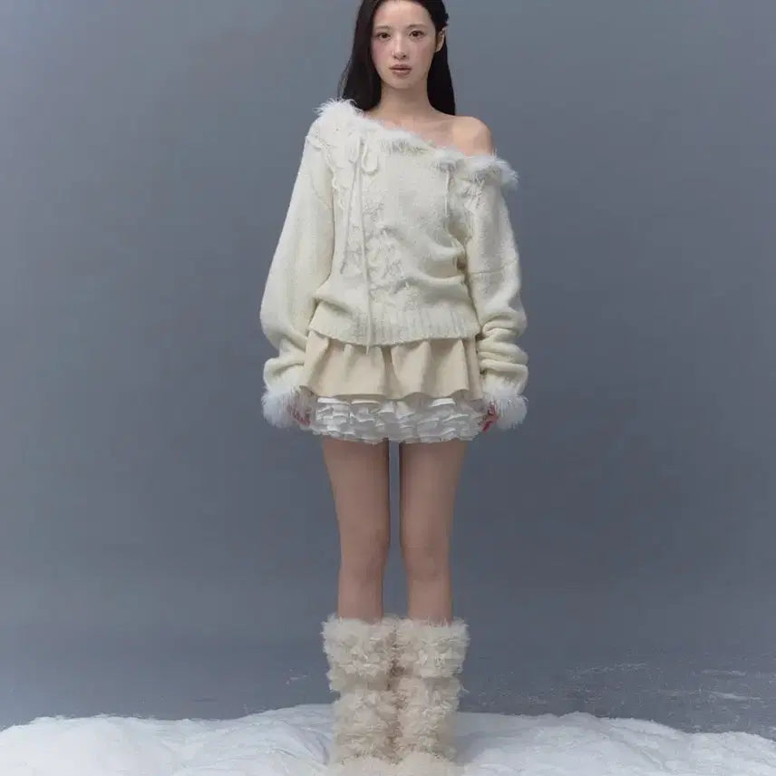 [BUNJANG] Thetis Off-Shoulder Angel Cable Knit Sweater / 더티스 Thetis 오프숄더 엔젤 케이블 니트