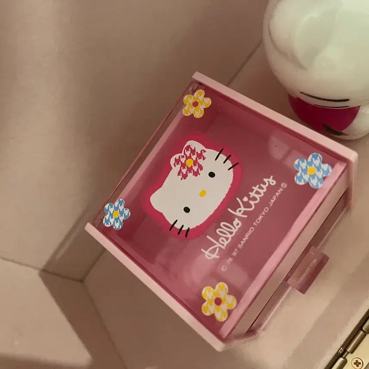 [BUNJANG] Vintage Hello Kitty Storage Box Piggy Bank &amp; Cup Bundle Set / 고전 키티 일괄 판매 보관함 저금통 카오하나 컵