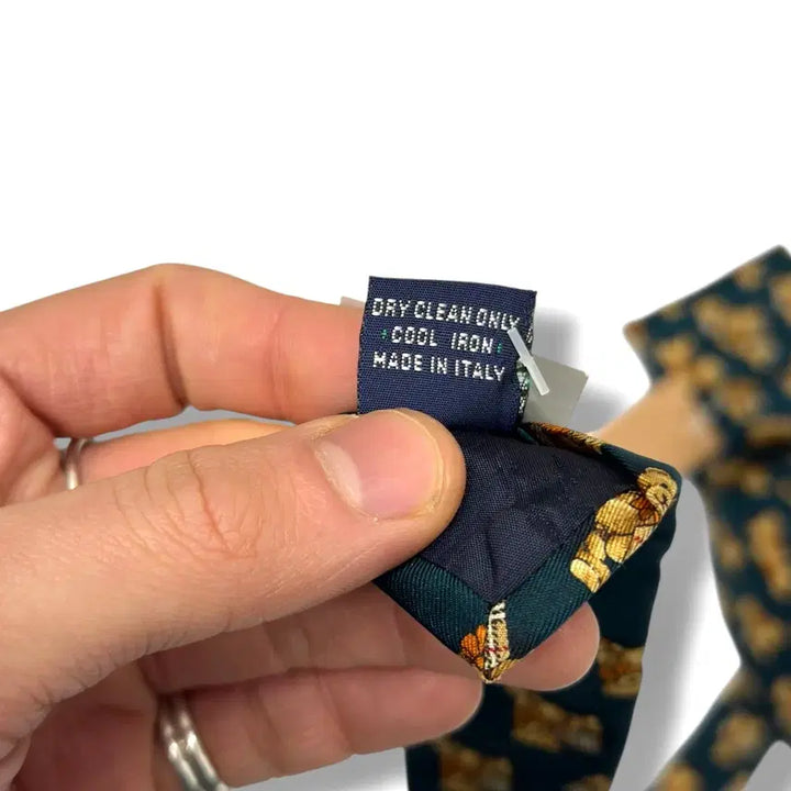 [BUNJANG] Burberrys Bear Silk Necktie / 90s Burberrys 올드 버버리 베어 빈티지 실크 넥타이 (새상품)