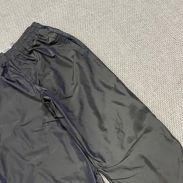 [BUNJANG] Adidas Skateboarding SST Track Pants / S 아디다스 스케이트보딩 SST 트랙팬츠 바지 젠더 뉴트럴 N.5351