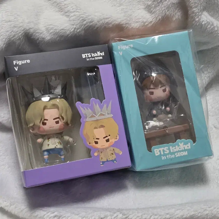 [SOLD OUT] 방탄 뷔 태형 인더섬 피규어 v2 v3 intheseom 일괄 양도