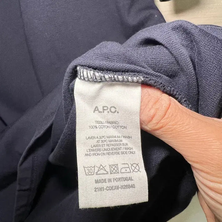 [BUNJANG] A.P.C Navy Short Sleeve T-shirt / A.P.C 아페쎄 네이비 반팔 티셔츠