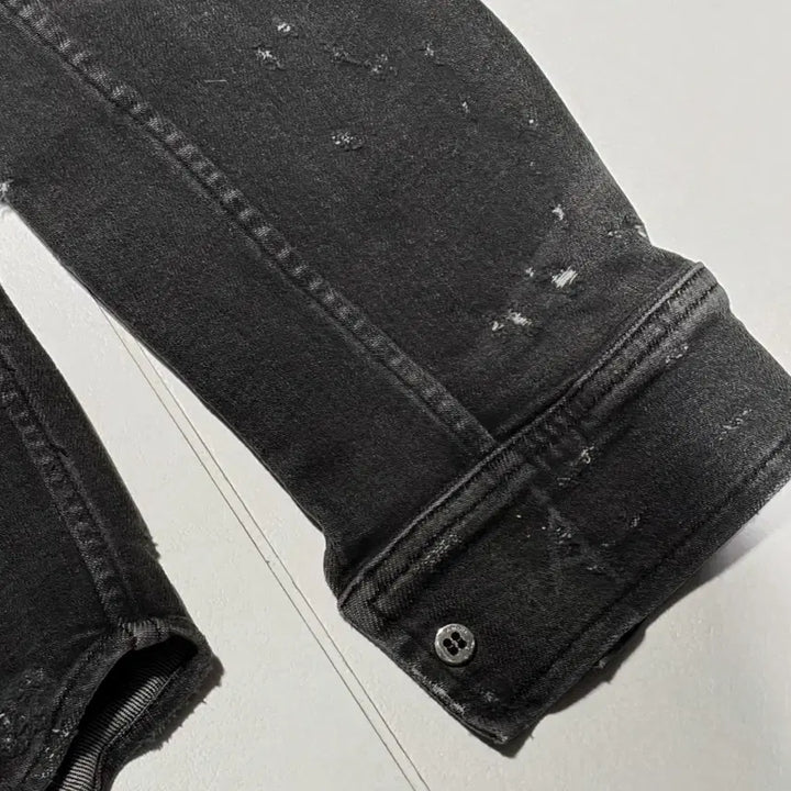 [BUNJANG] AMIRI Distressed Denim Shirt L / AMIRI 아미리 챠콜 디스트로이드 데님 셔츠 L