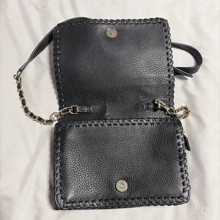 [BUNJANG] Tory Burch Black Leather Crossbody Bag / 토리버치 블랙 레더 크로스백 체인백