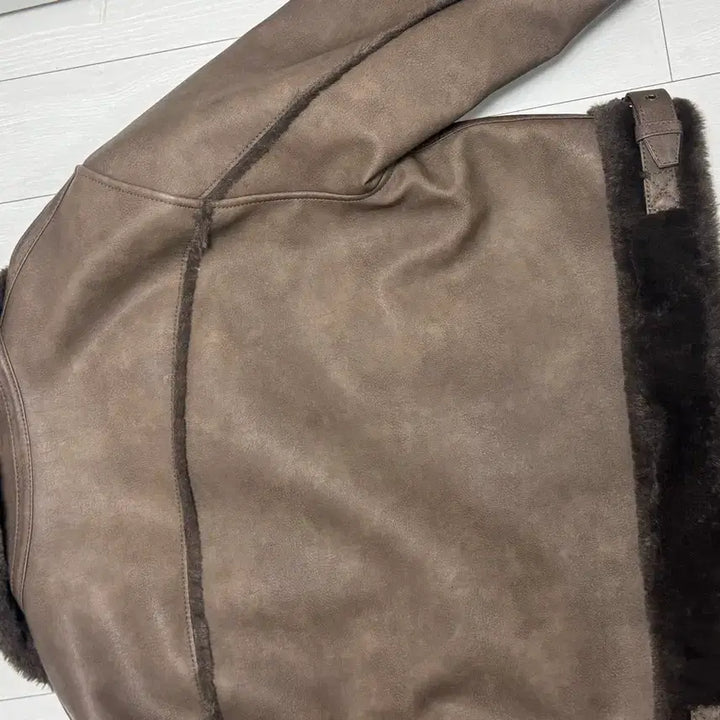 [BUNJANG] After Hours Faux Shearling Jacket / 애프터아워즈 무스탕