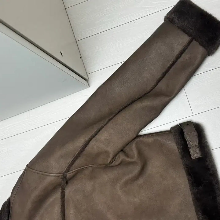 [BUNJANG] After Hours Faux Shearling Jacket / 애프터아워즈 무스탕