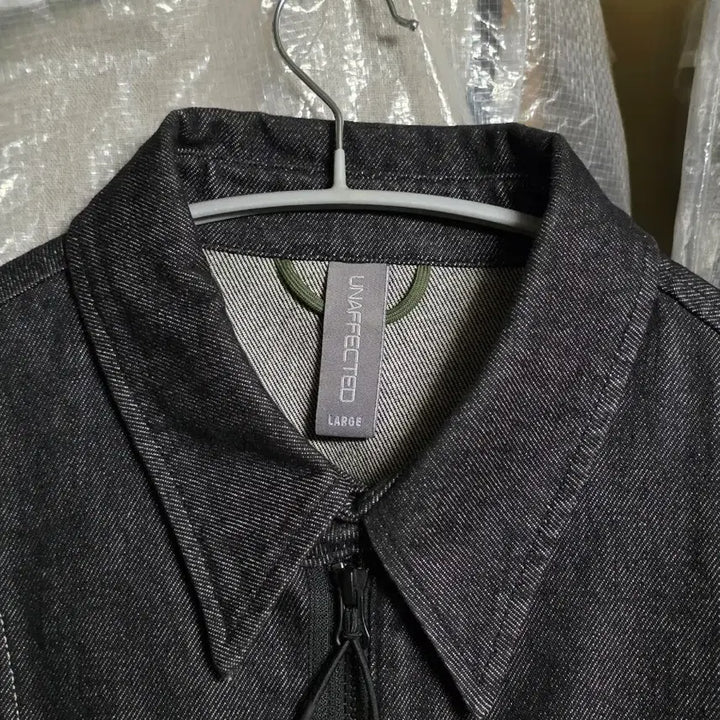 [BUNJANG] Unaffected Track Shirt Jacket L / 언어펙티드 트랙 셔츠자켓 L