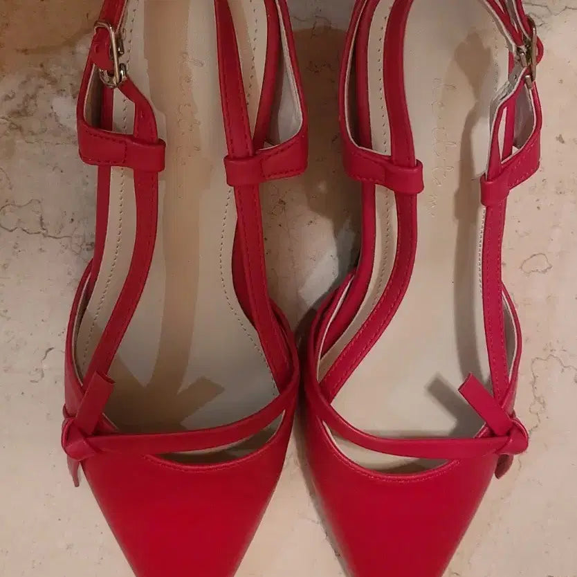 [BUNJANG] reddot Pumps Heel Strap Sandals Red / reddot. 펌프스 힐 스트랩 샌들 레드
