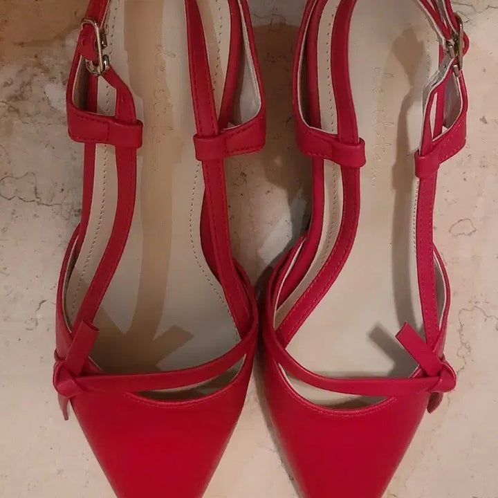 [BUNJANG] reddot Pumps Heel Strap Sandals Red / reddot. 펌프스 힐 스트랩 샌들 레드