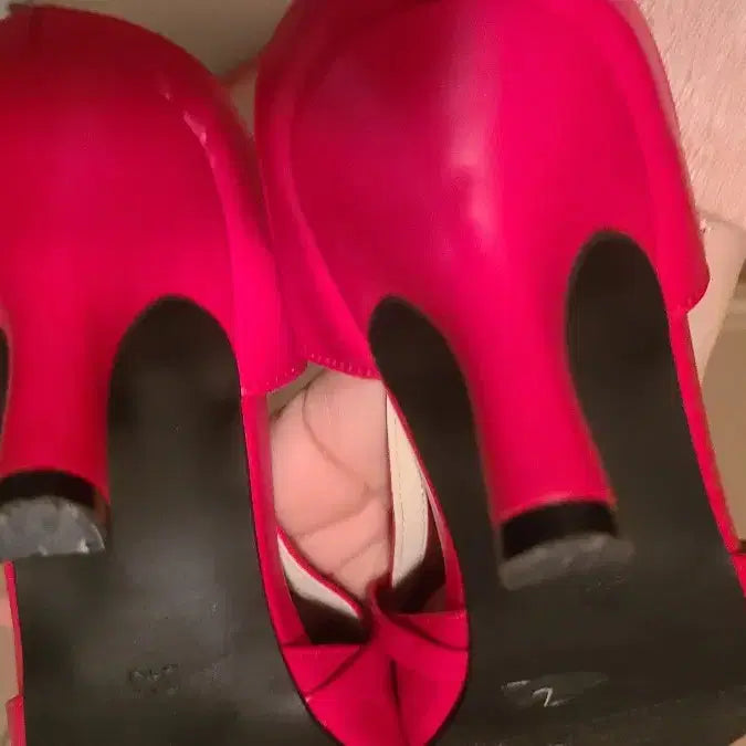 [BUNJANG] reddot Pumps Heel Strap Sandals Red / reddot. 펌프스 힐 스트랩 샌들 레드