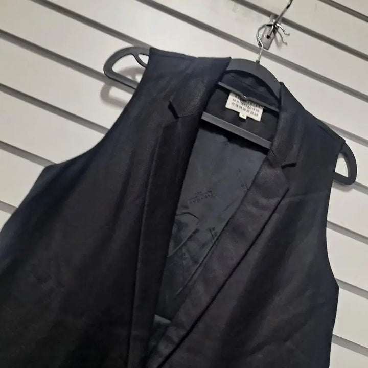 [BUNJANG] Maison Margiela Black Silk Blend Long Vest / 마르지엘라 블랙 롱 실크혼방 베스트 조끼/66/옷장꾸미기