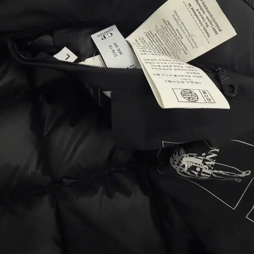 [BUNJANG] CP Company Padded Jacket Black [Size L] / 25fw cp컴퍼니 패딩 블랙 [L사이즈]